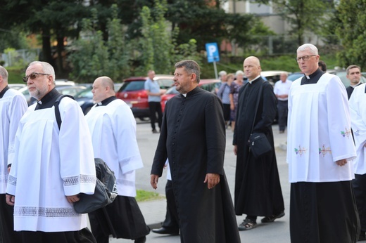 Pogrzeb śp. ks. Witolda Włocha w rodzinnej Rajczy