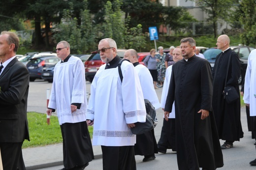 Pogrzeb śp. ks. Witolda Włocha w rodzinnej Rajczy