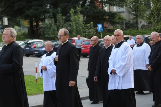 Pogrzeb śp. ks. Witolda Włocha w rodzinnej Rajczy