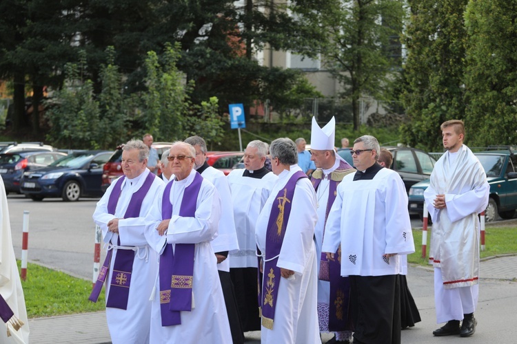 Pogrzeb śp. ks. Witolda Włocha w rodzinnej Rajczy