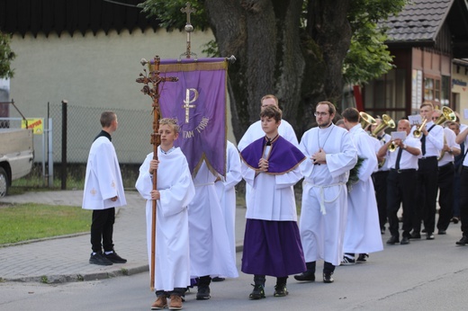 Pogrzeb śp. ks. Witolda Włocha w rodzinnej Rajczy