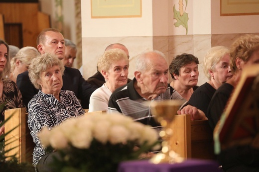 Pogrzeb śp. ks. Witolda Włocha w rodzinnej Rajczy