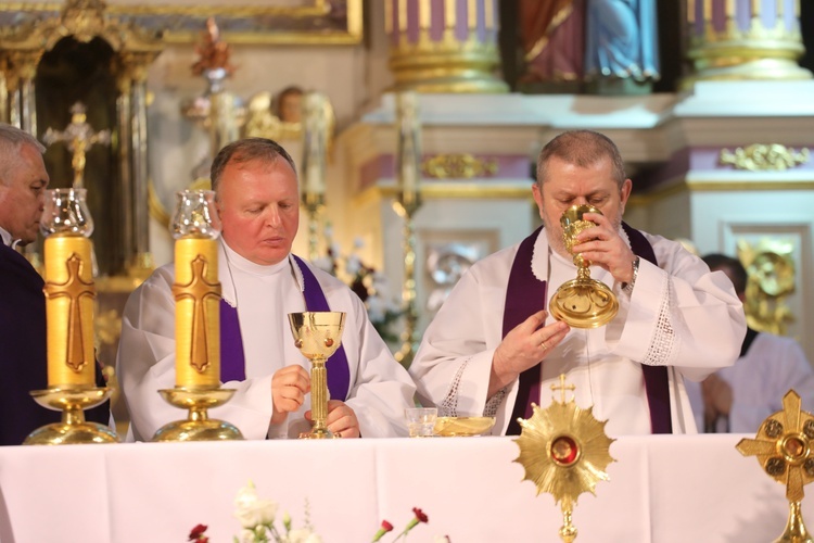 Pogrzeb śp. ks. Witolda Włocha w rodzinnej Rajczy