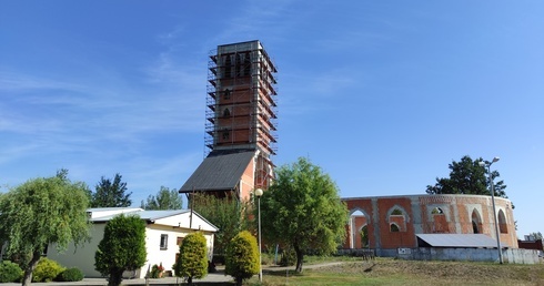 Budowa kościoła w Zgorzelcu