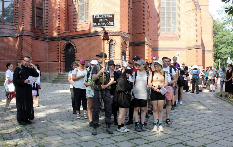 Pielgrzymka na Jasną Górę cz. 1   