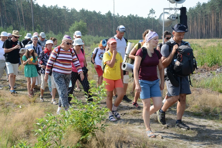 Czwartkowa droga przez las