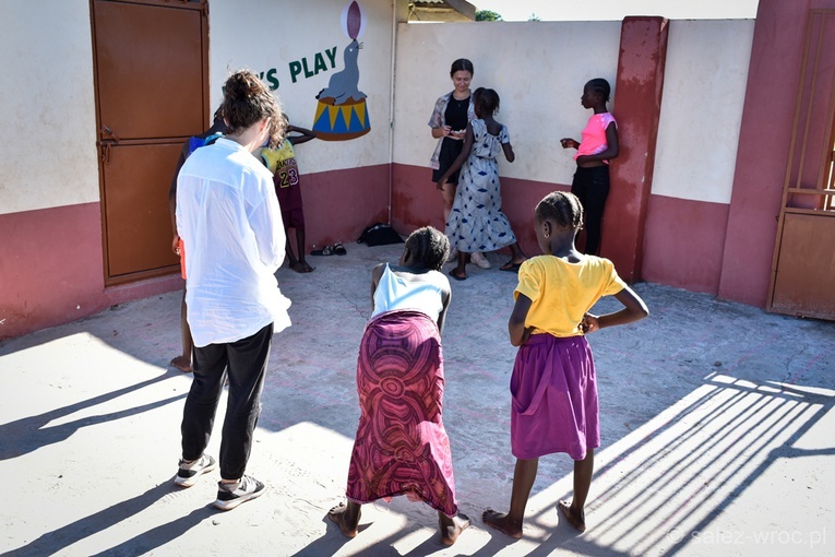 Salezjańscy wolontariusze na misjach. Gambia 2022