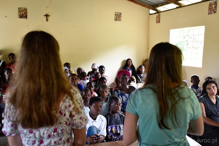 Salezjańscy wolontariusze na misjach. Gambia 2022