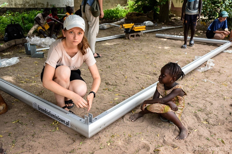 Salezjańscy wolontariusze na misjach. Gambia 2022