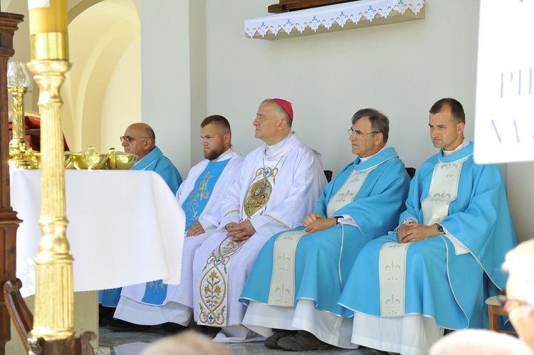 Okulice. Msza św. (A)