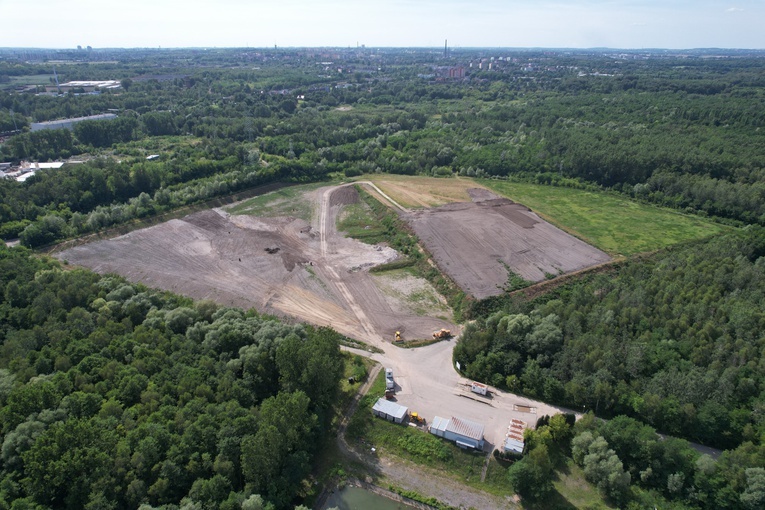 Katowice podpisały umowę na budowę farmy fotowoltaicznej