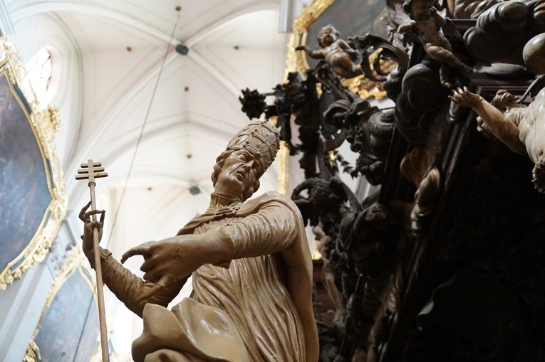 V Pielgrzymka Żywego Różańca i czcicieli Matki Bożej do Henrykowa