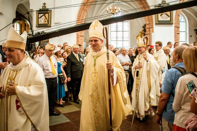 Święcenia biskupie ks. Piotra Przyborka