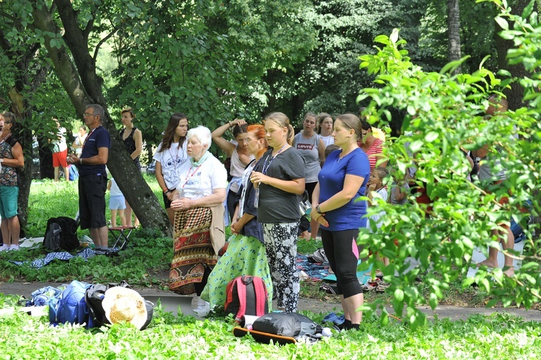 Zielenice. Msza św. (A)