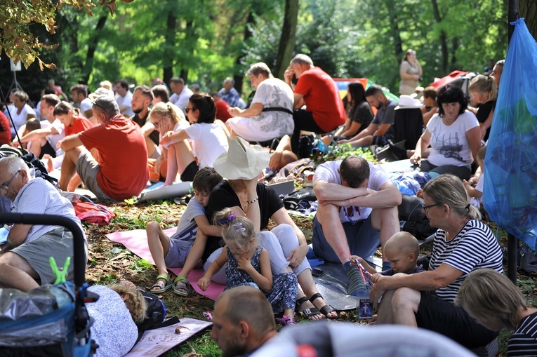 Zielenice. Msza św. (A)