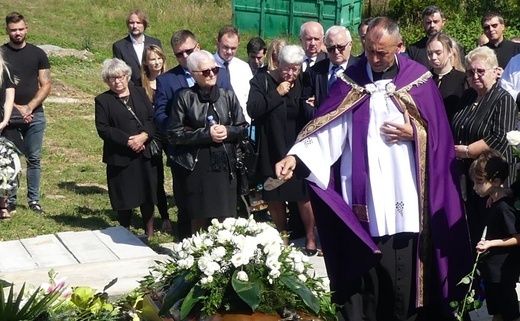 Pogrzeb śp. Janiny Mizi - mamy ks. Zygmunta Mizi, proboszcza w Miliardowicach