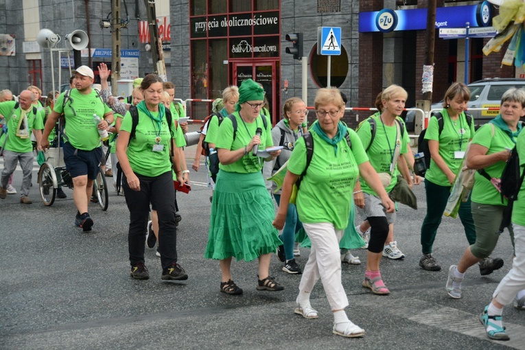 16 km przed Jasną Górą