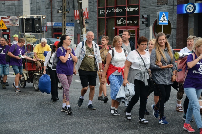 16 km przed Jasną Górą