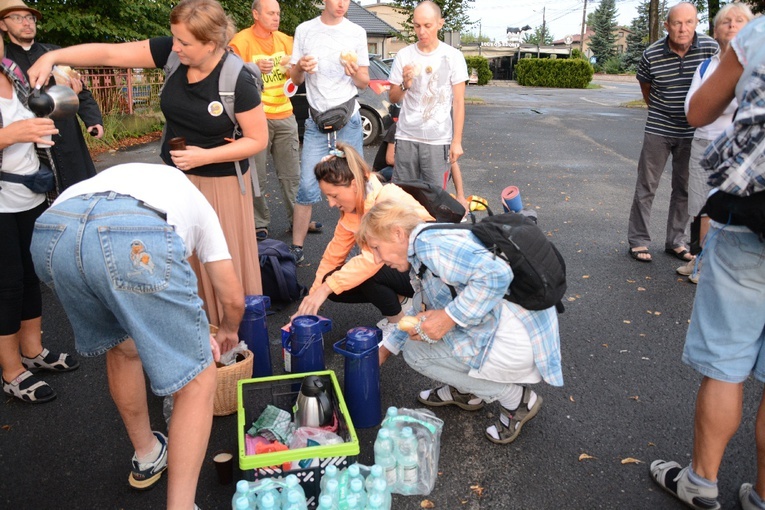 16 km przed Jasną Górą