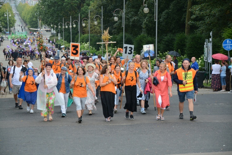 Dwójki, trójka i trzynastka na Jasnej Górze