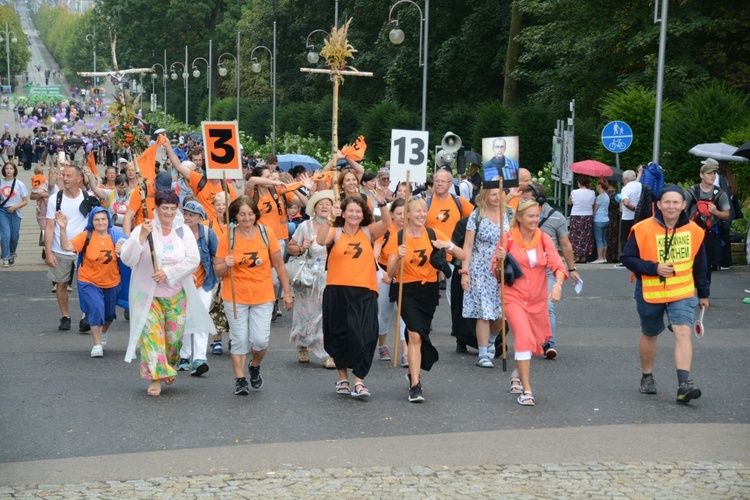 Dwójki, trójka i trzynastka na Jasnej Górze