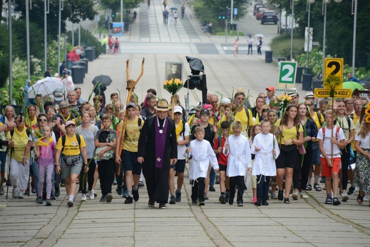 Dwójki, trójka i trzynastka na Jasnej Górze