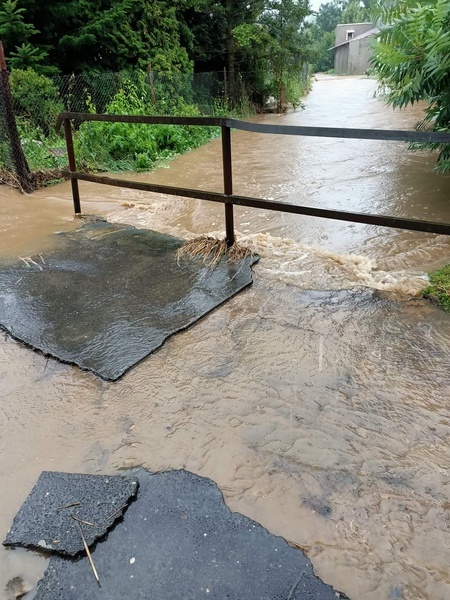 Dwa powiaty na terenie diecezji walczą z podtopieniami 