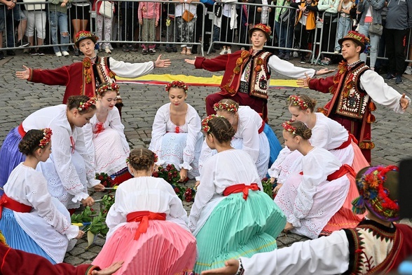 Zakopane. Górale z całego świata rozpoczęli swoje święto