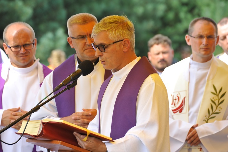 Pradła. Liturgia Męki Pańskiej (B)