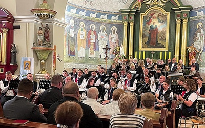 Finałowy koncert w katolickiej świątyni.
