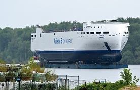 Canopée został zwodowany w stoczni Gryfia w Szczecinie