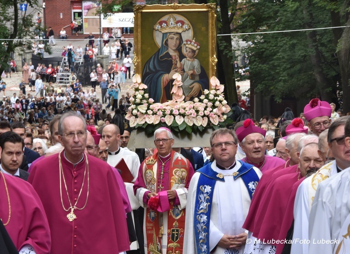 Piekary Śląskie. Fotograficzne podsumowanie pielgrzymki 