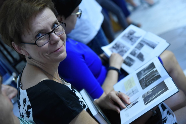 Promocja książki o parafii w Marcinkowicach