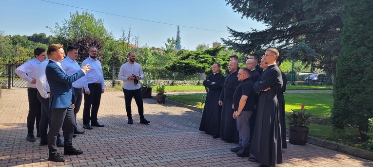 Ząbkowice Śl. Obłóczyny u pallotynów