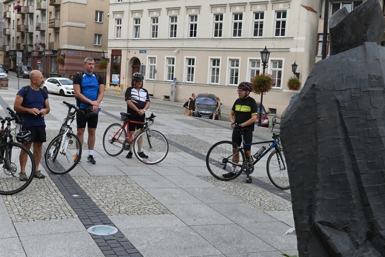 Rowerowa pielgrzymka w intencji trzeźwości