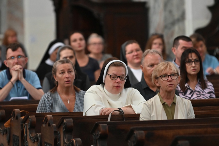 Katecheci z pielgrzymką w Bardzie
