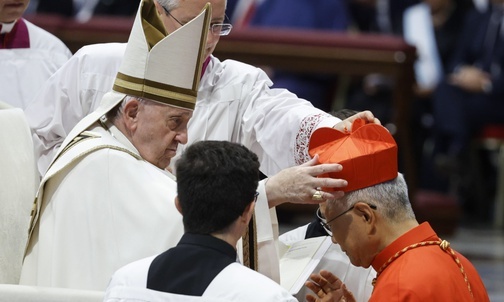 Franciszek na konsystorzu o obowiązkach kardynałów