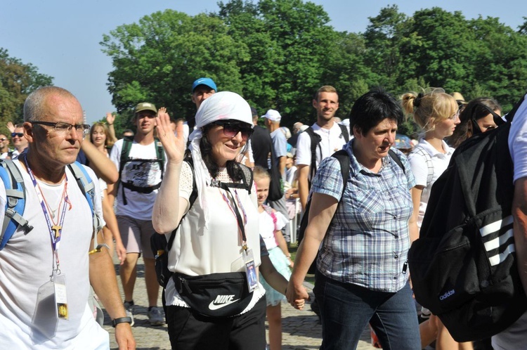Grupa 15 - wejście