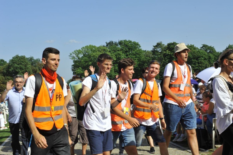 Grupa 14 - wejście