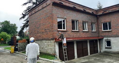 Legnica. Przyjechali, by pomagać