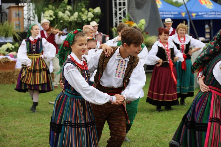 Dożynki Gminy Świdnica w Opoczce