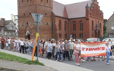 Pielgrzymka to nie rajd, to droga przeżyta na modlitwie