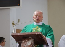 Ks. Ireneusz Posturzyński święcenia kapłańskie przyjął w 1997 r. 