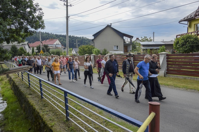 Droga Krzyżowa w Jamnicy