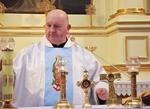 Jego relikwie w tym roku wprowadzono do parafii św. Stanisława w Skierniewicach.
