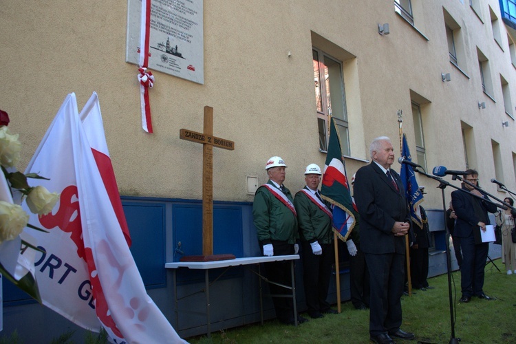 Upamiętniono gdańskich portowców - uczestników strajków