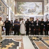Papież: potrzeba liturgii, która nie jest światowa