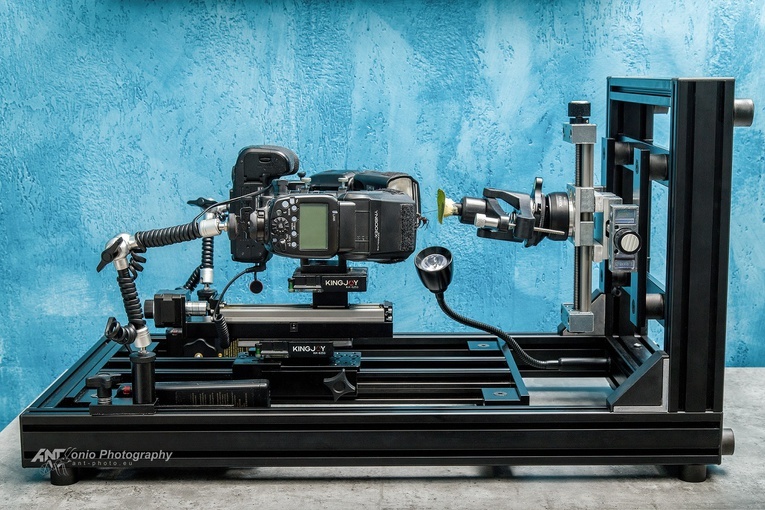 Sprzęt do makrofotografii.