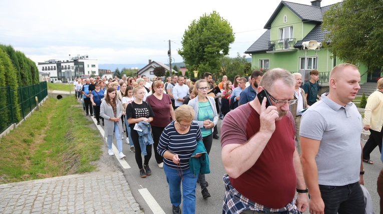 Droga Krzyżowa na Górę Kożuch