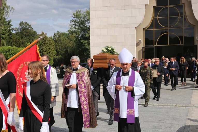 Pogrzeb najstarszej Polki - Wandy Szajowskiej 
